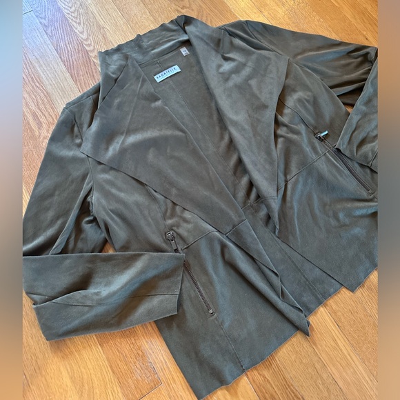 Bagatelle Women’s Faux-Suede Drape-Front Jacket Olive Green Size 1x New No Tags - Picture 5 of 6